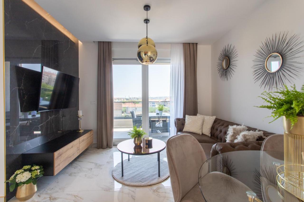Apartments Taratta 1 Trogir Buitenkant foto