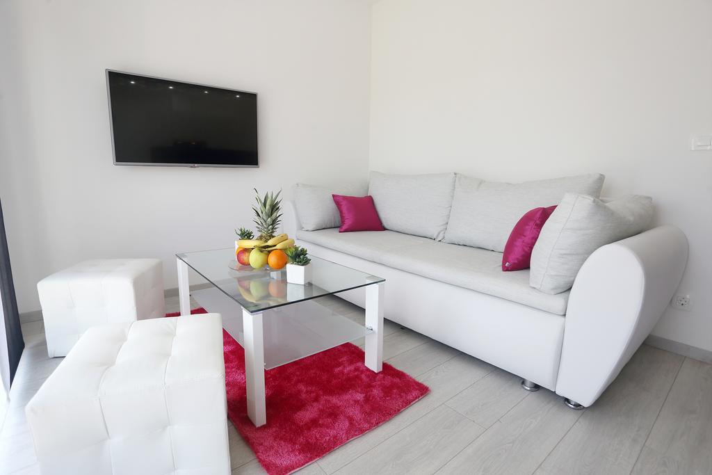 Apartments Taratta 1 Trogir Buitenkant foto
